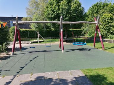 Spielplatz Choserfeld - öffentliche Anlage Spielplatz Choserfeld - öffentliche Anlage