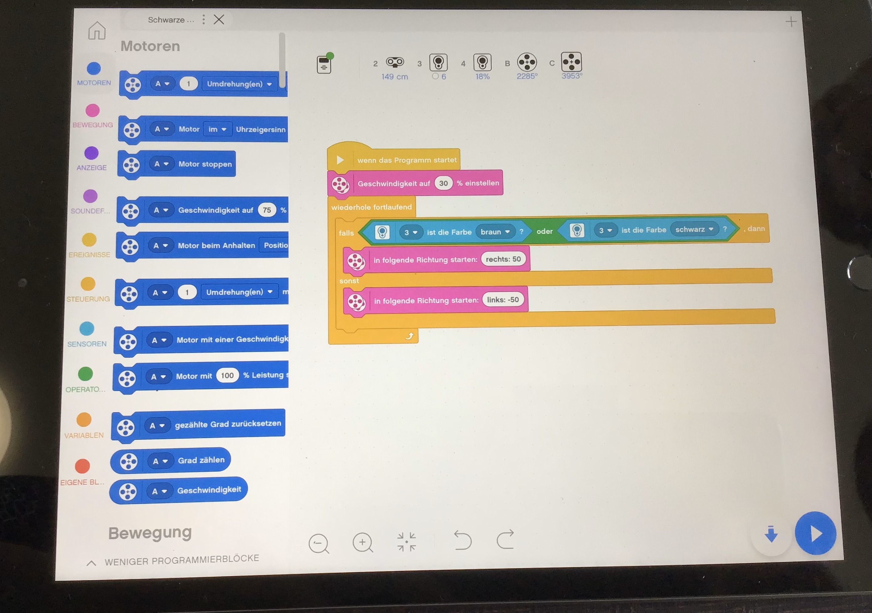 Mit diesem Programm folgt der Roboter einer Linie.